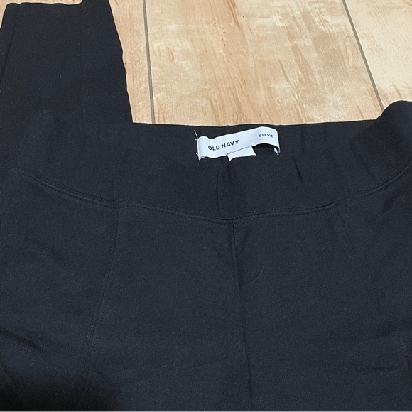 Old Navy Stevie ponte knit skinny pants ankle length, women’s size small, black - Picture 5 of 5